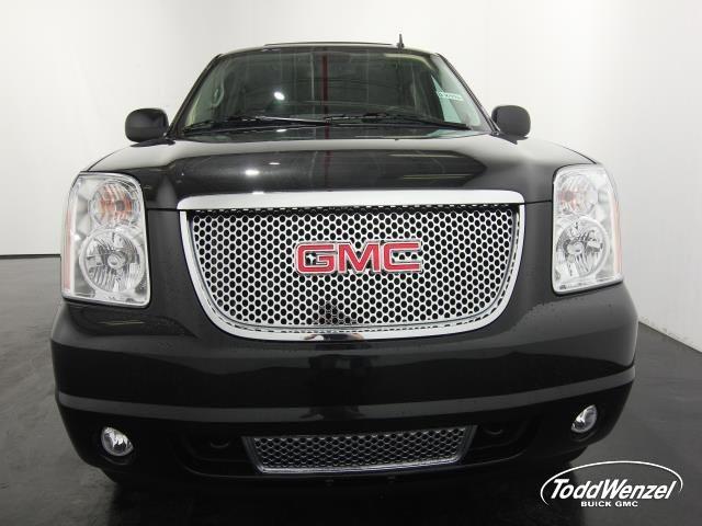 GMC Yukon XL 2013 photo 3