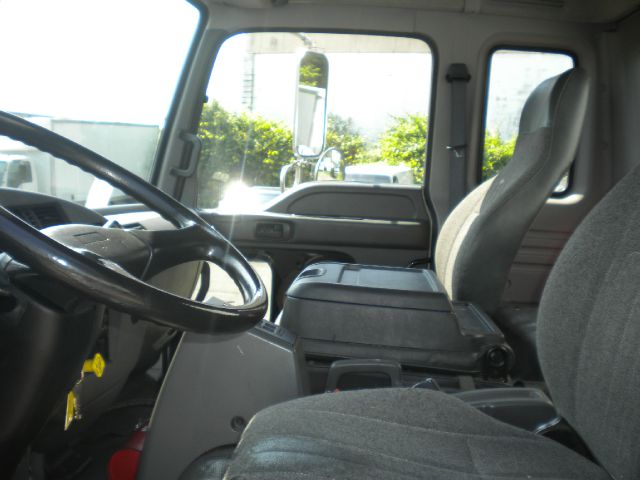 GMC t7500 2007 photo 13