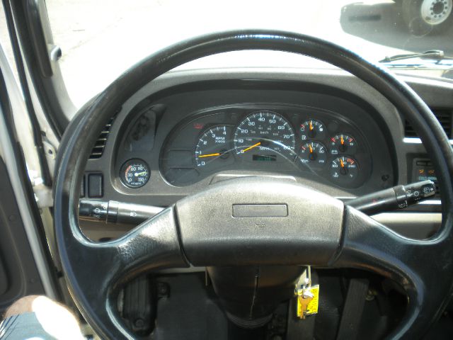 GMC t7500 2007 photo 14