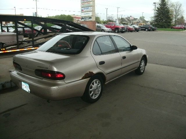 Geo Prizm 1994 photo 2