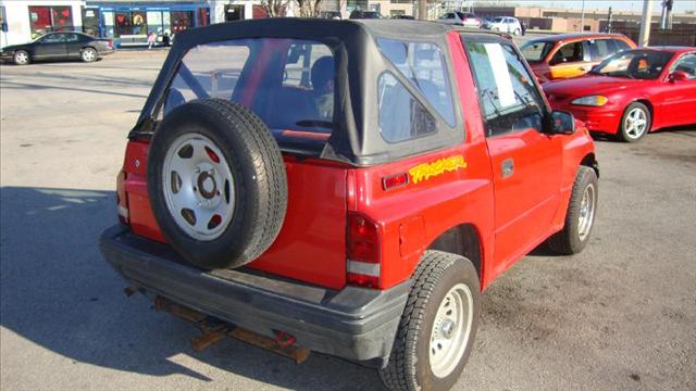 Geo Tracker 1993 photo 5