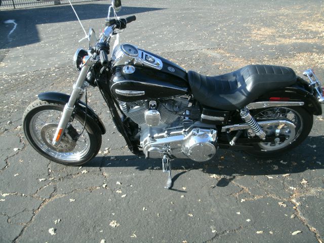 Harley Davidson Dyna Super Glide 2009 photo 3