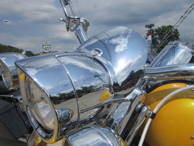 Harley Davidson Road King 320 W/ Sunroof Motorcycle