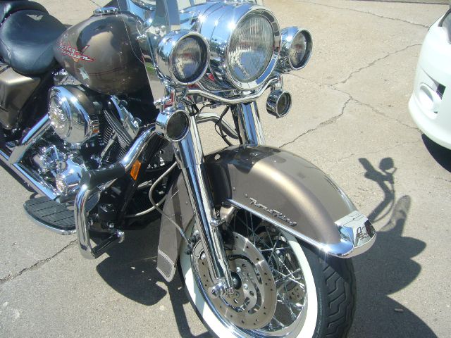 Harley Davidson ROAD KING CLASSIC Unknown Motorcycle