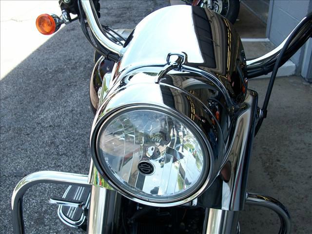 Harley Davidson ROAD KING CUSTOM 2005 photo 6