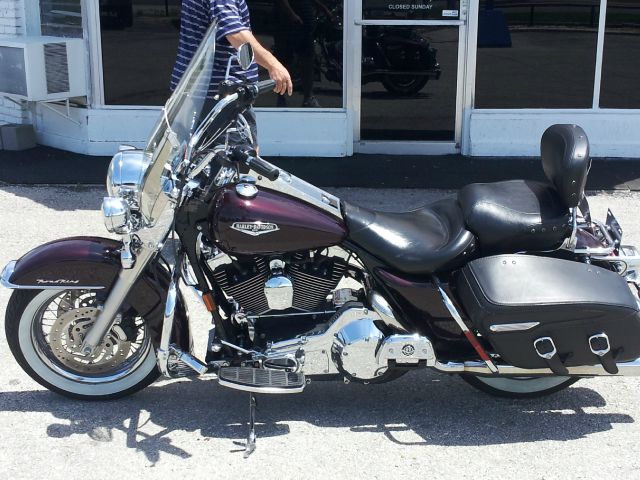 Harley Davidson ROAD KING CLASSIC 2014 photo 1