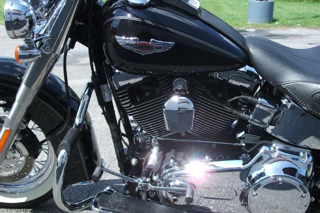 Harley Davidson SOFTAIL DELUXE Unknown Motorcycle