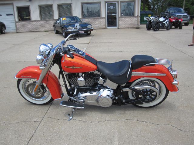 Harley Davidson SOFTAIL DELUXE Unknown Motorcycle