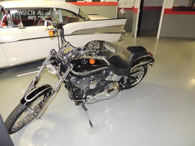 Harley Davidson SOFTAIL DEUCE 2003 photo 2