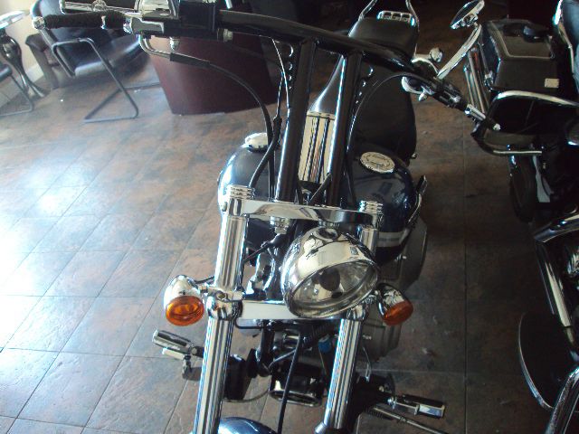 Harley Davidson soft tail STX Supercab 5.5-ft BOX 2WD Motorcycle
