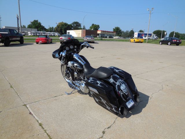 Harley Davidson STREET GLIDE 2011 photo 1