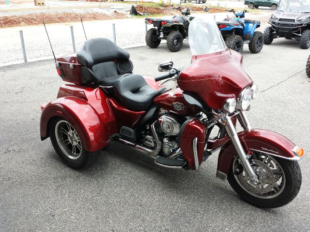 Harley Davidson TRIGLIDE 2009 photo 2