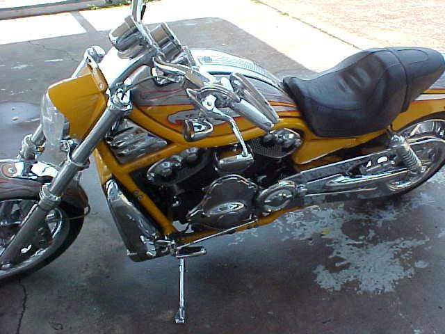 Harley Davidson V-ROD 1 Owner-4x4-runs Great Motorcycle