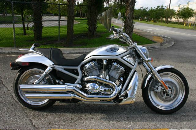 Harley Davidson VROD 2003 photo 1