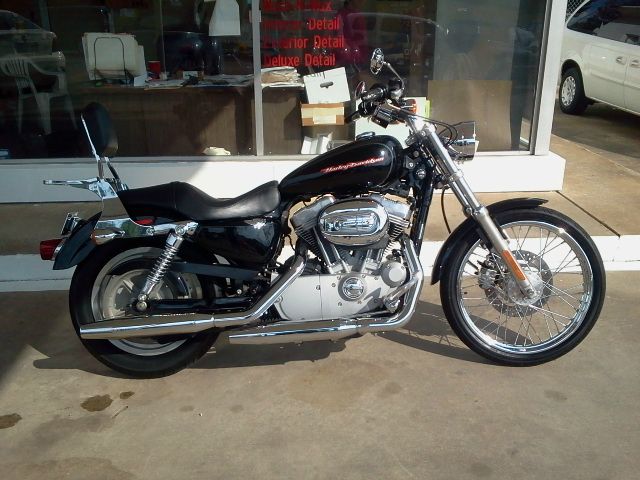 Harley Davidson XL883C 2007 photo 3