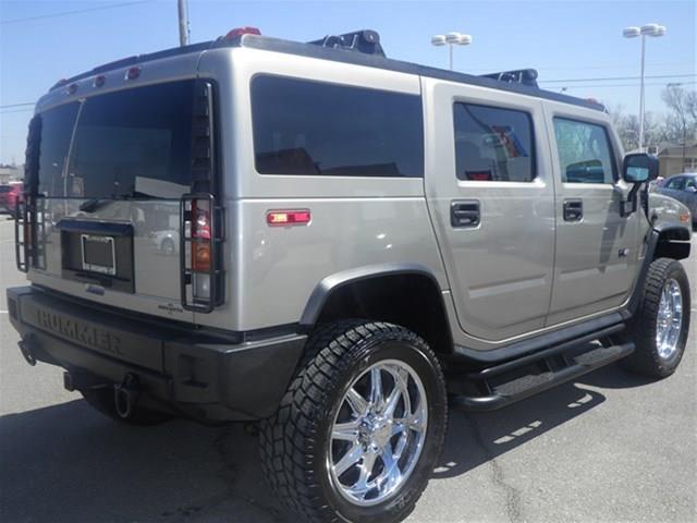 Hummer H2 2004 photo 1