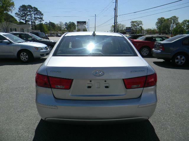 Hyundai SONATA GLS 2009 photo 2