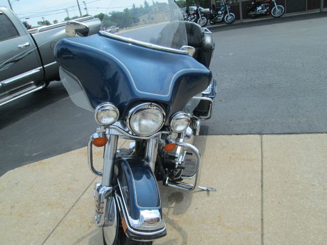 Harley Davidson Classic 1998 photo 3