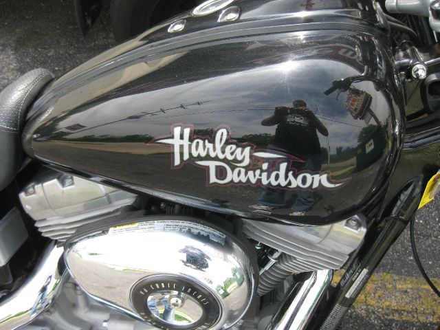 Harley Davidson Dyna Super Glide 2009 photo 6