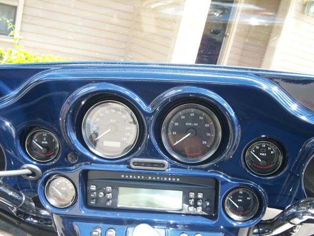 Harley Davidson FLHCTU 2010 photo 10