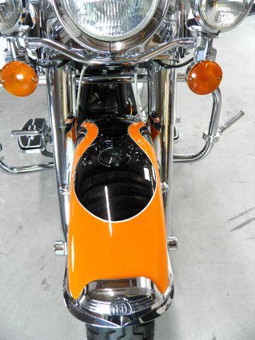 Harley Davidson FLHRCI ROAD KING CLASSIC 2014 photo 11