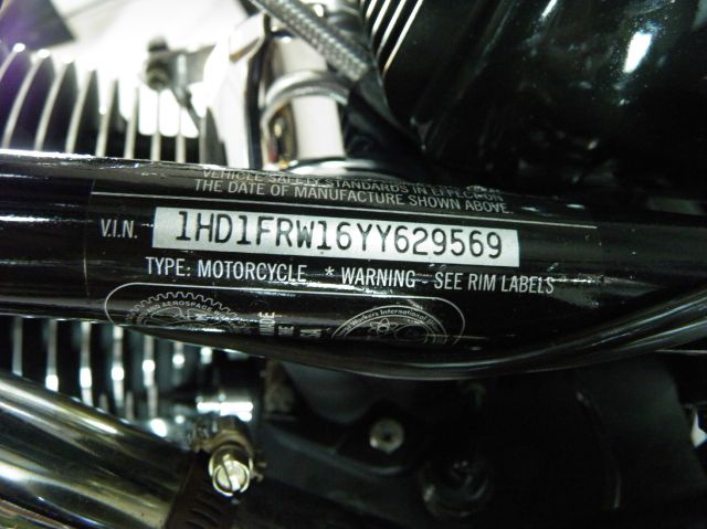 Harley Davidson FLHRCI ROAD KING CLASSIC 2014 photo 12