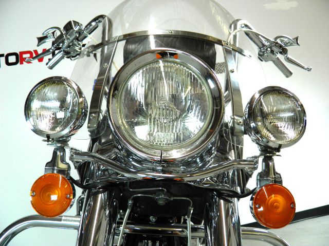 Harley Davidson FLHRCI ROAD KING CLASSIC 2014 photo 28