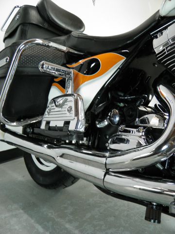 Harley Davidson FLHRCI ROAD KING CLASSIC 2014 photo 32
