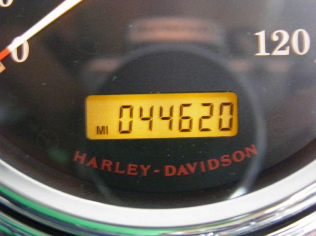 Harley Davidson FLHRC Road King Classic 2008 photo 8