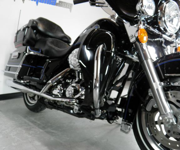 Harley Davidson FLHTCU Electra Glide Ultra Classic 2007 photo 28