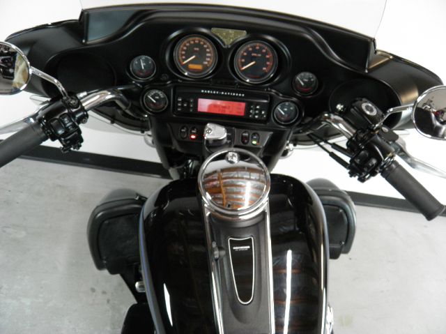 Harley Davidson FLHTCU Electra Glide Ultra Classic 2007 photo 8