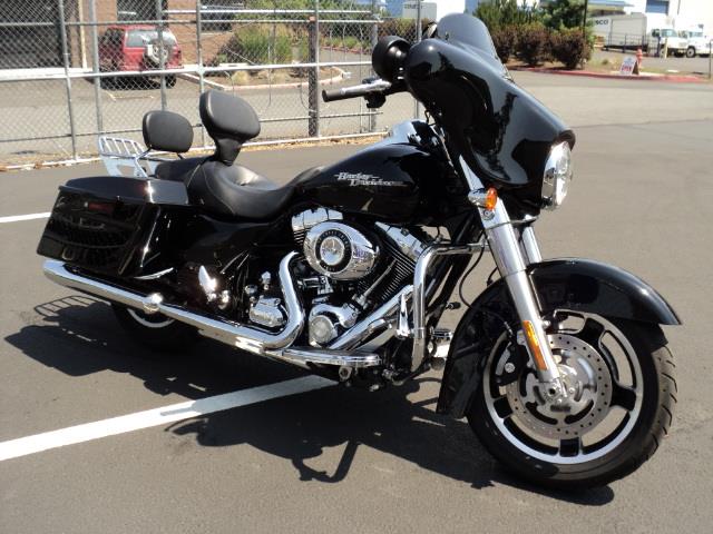 Harley Davidson FLHX Quad Cab HEMI SLT Unspecified