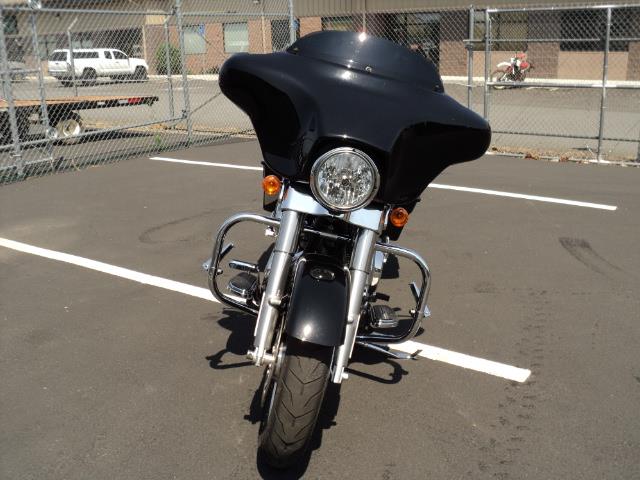 Harley Davidson FLHX 2009 photo 2