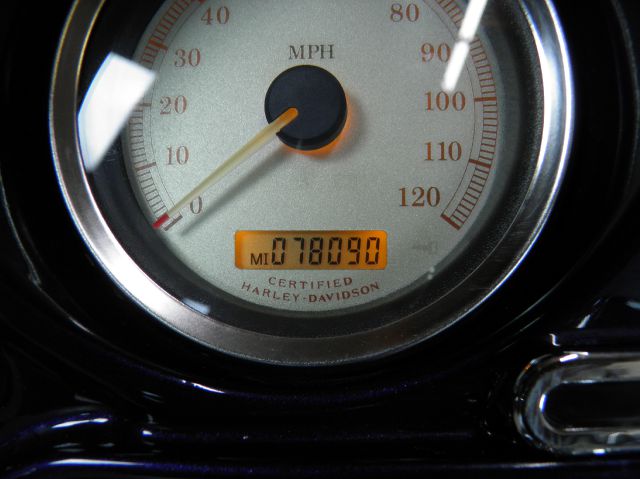 Harley Davidson FLHXI STREET GLIDE 2006 photo 5