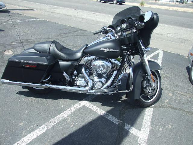 Harley Davidson FLHX 103 cid motor 2011 photo 16