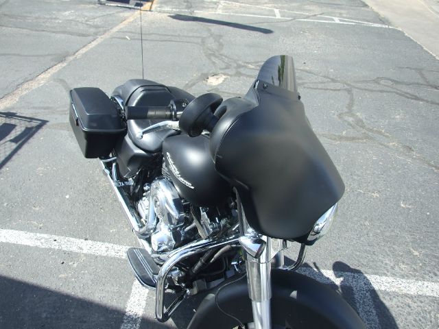 Harley Davidson FLHX 103 cid motor 2011 photo 8