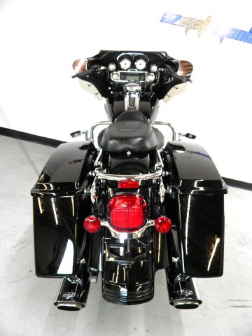 Harley Davidson FLHX Street Glide 2007 photo 13