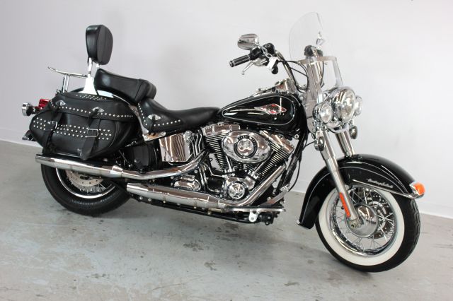 Harley Davidson FLSTC Heritage Classic 2012 photo 3