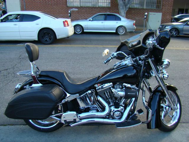 Harley Davidson FLSTF 2000 photo 1