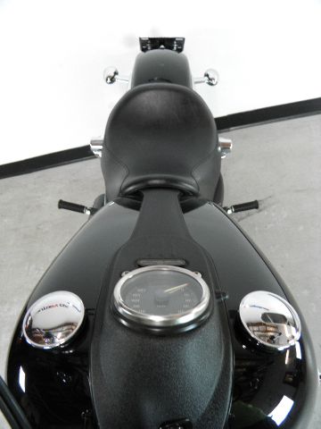 Harley Davidson FXDBI DYNA STREET BOB 2006 photo 13