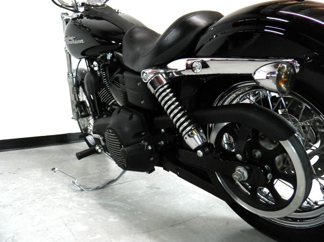 Harley Davidson FXDBI DYNA STREET BOB 2006 photo 4