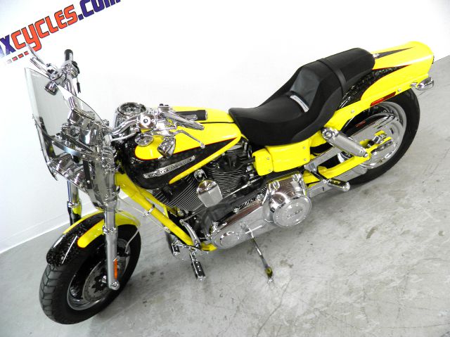 Harley Davidson FXDFSE2 CVO Fat Bob 2009 photo 4