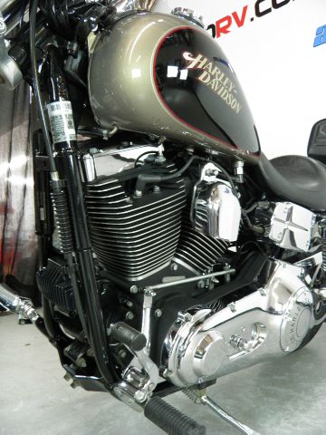Harley Davidson FXDLI DYNA LOW RIDER 2004 photo 21