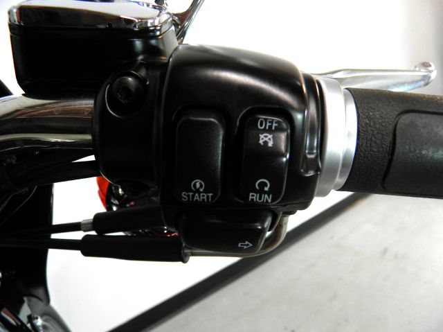 Harley Davidson FXD Dyna Super Glide 2000 photo 13