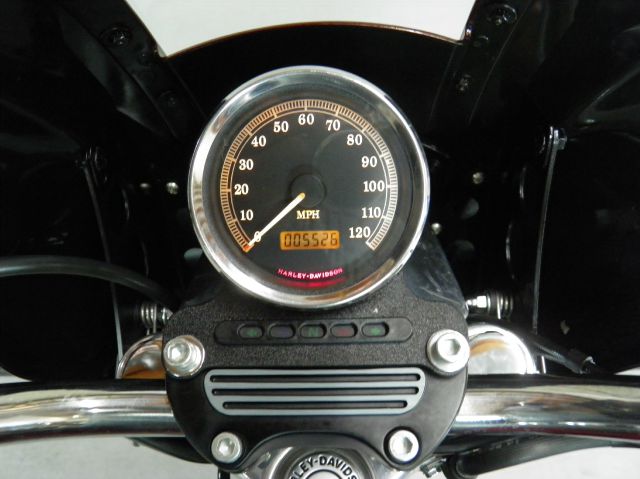 Harley Davidson FXD Dyna Super Glide 2000 photo 32