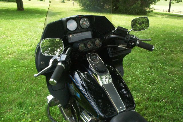 Harley Davidson FXRD 1986 photo 3