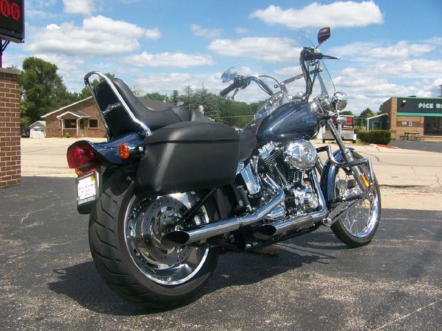 Harley Davidson FXSTC 2009 photo 2
