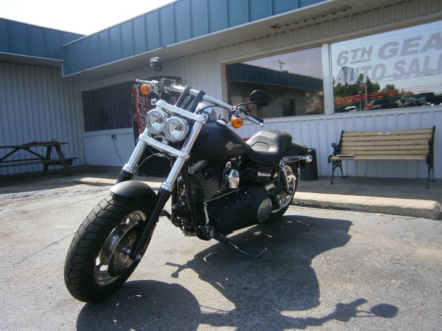 Harley Davidson Fat Bob Luxury Sport Pkg Motorcycle