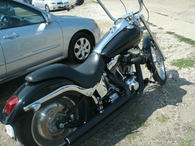 Harley Davidson FXSTD 2000 photo 1