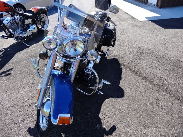 Harley Davidson Heritage Softtail Touring 4WD Motorcycle